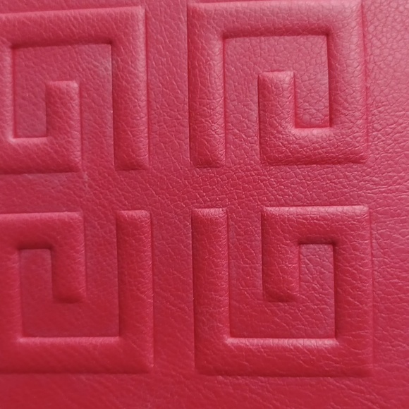Givenchy makeup bag - Picture 15 of 15